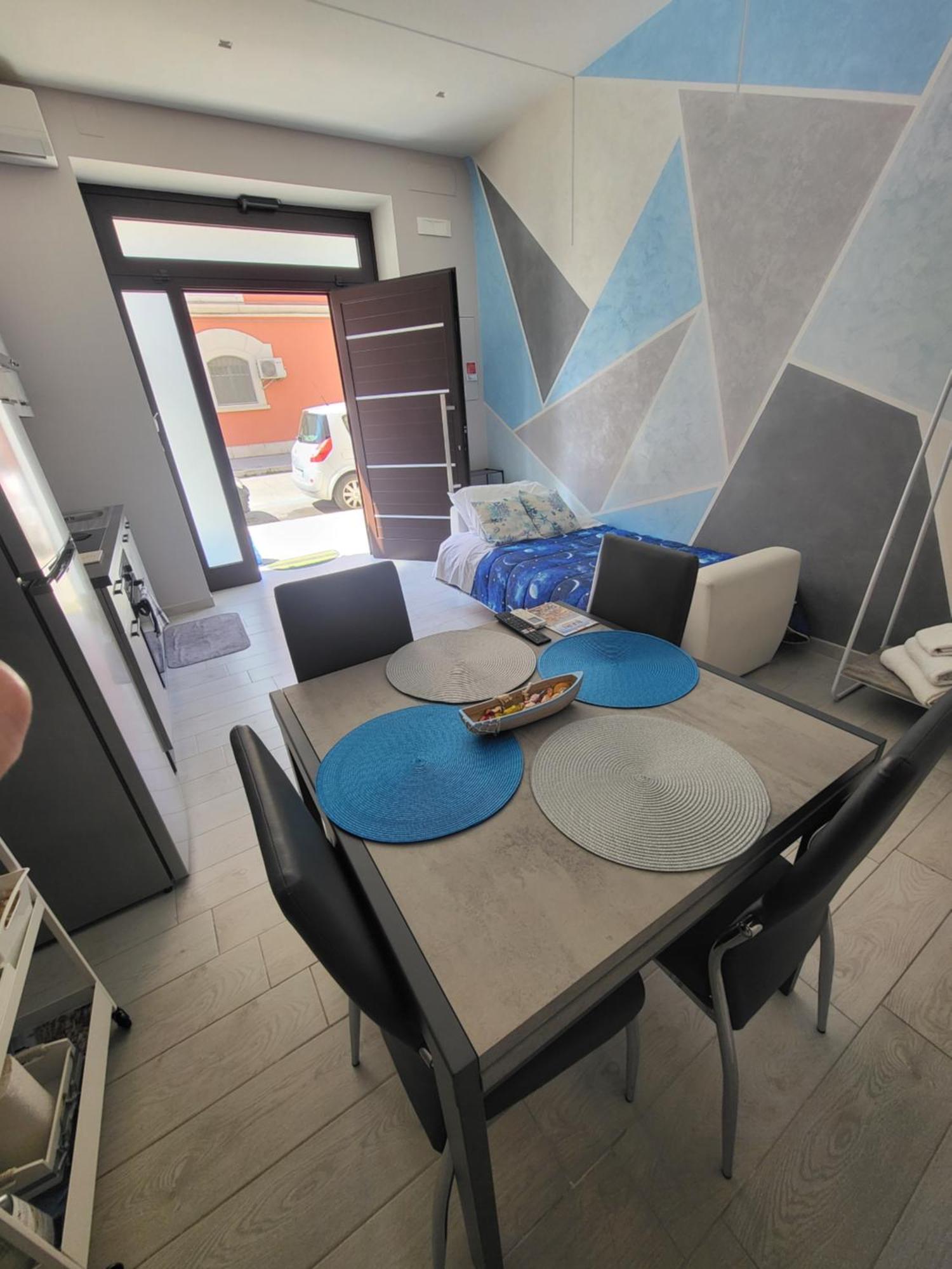 Casa Vacanze Manthy Posizione Centrale 바리 외부 사진